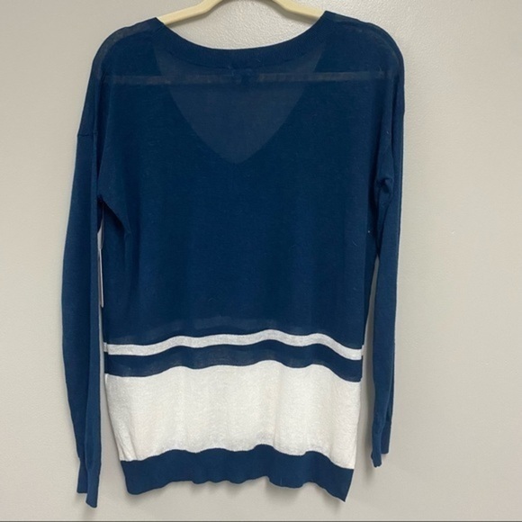 Splendid V-Neck Navy Stripe Sweater - Picture 2 of 8